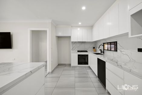 Property photo of 22 Sadleir Avenue Sadleir NSW 2168