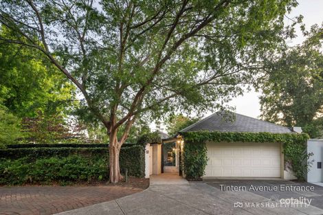 Property photo of 19 Woodside Crescent Toorak VIC 3142