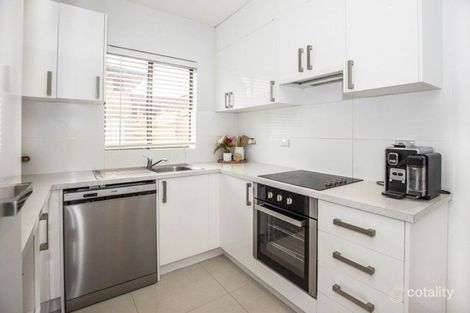 Property photo of 4/58 Pollard Street Glendalough WA 6016