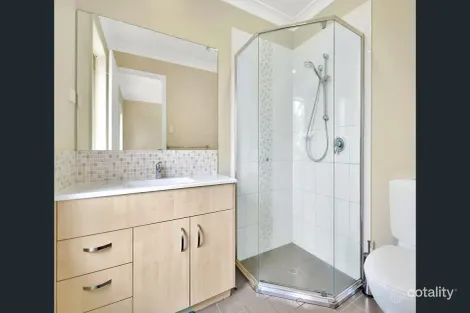Property photo of 2 Yulan Grove Acacia Gardens NSW 2763