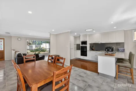 Property photo of 64 Jeannie Crescent Berkeley Vale NSW 2261