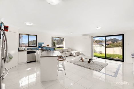 Property photo of 11 Diamond Circuit Rutherford NSW 2320