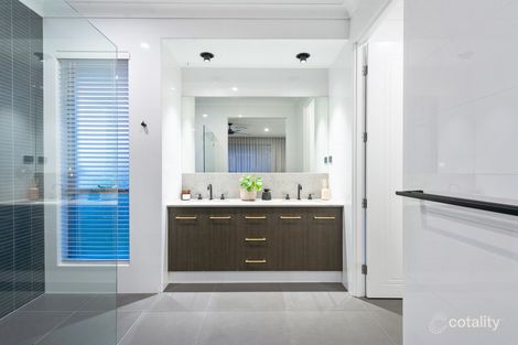 Property photo of 33 Stoney Creek Circuit Ormeau QLD 4208