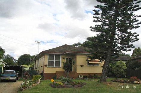 4 Moffatt Dr, Lalor Park, NSW 2147