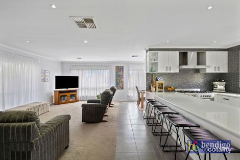 Property photo of 26 Ladams Court Strathdale VIC 3550