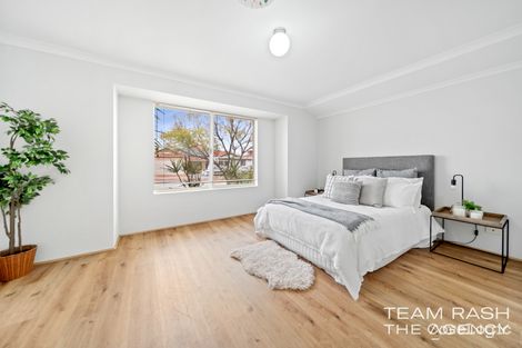 Property photo of 15 Gausson Turn Ashby WA 6065