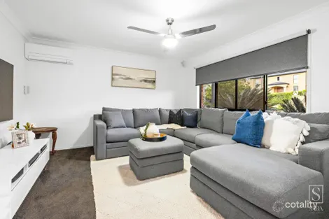 Property photo of 8 Bellfield Place Westlake QLD 4074