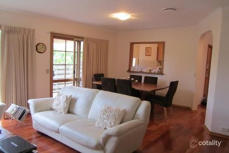 Property photo of 1/9 Long Valley Way Doncaster East VIC 3109