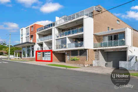 1/2 Mountford Ave, Guildford, NSW 2161