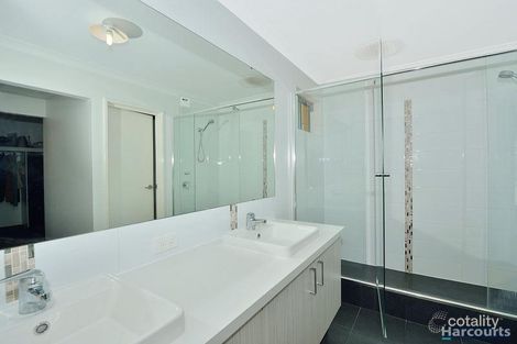 Property photo of 19 Hawley Way Madora Bay WA 6210