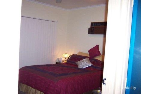 Property photo of 21 Dawn Crescent Emerald QLD 4720