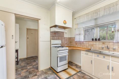 Property photo of 25 Mackenzie Street West Golden Square VIC 3555