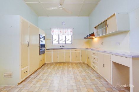 33 Ahearne St, Hermit Park, QLD 4812