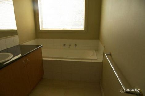 Property photo of 13 Portchester Boulevard Beaconsfield VIC 3807