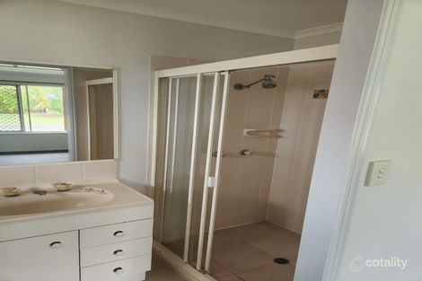 Property photo of 37 Foreshore Drive Urangan QLD 4655