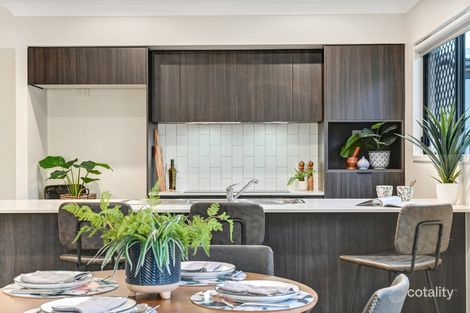 Property photo of 34 Hurricane Street Oonoonba QLD 4811