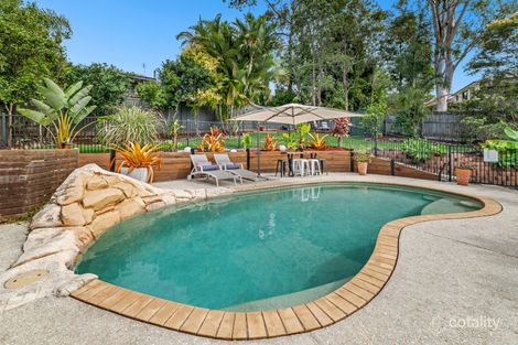 18 Canara St, Benowa, QLD 4217