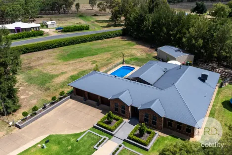 Property photo of 1 Wisteria Place Springvale NSW 2650