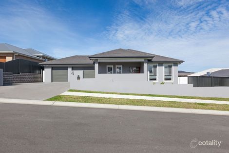 4 Pimlico Ave, Currans Hill, NSW 2567