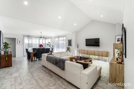 Property photo of 17 Grasmere Way Aveley WA 6069