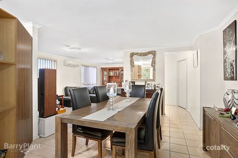 Property photo of 2/11 Emerald Court Narre Warren VIC 3805