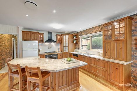 Property photo of 1 Upton Court Ringwood VIC 3134