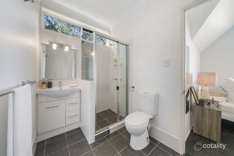 Property photo of 6 Roderic Court Mount Lofty QLD 4350