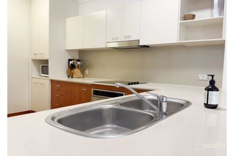 Property photo of 9/13-23 Bright Avenue Labrador QLD 4215