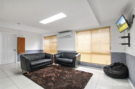 Property photo of 8 Swallow Place Hinchinbrook NSW 2168