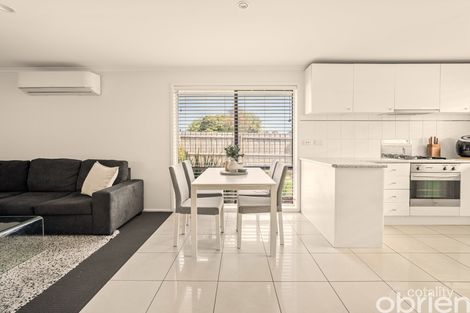 1/7-9 Bushlark Dr, Carrum Downs, VIC 3201
