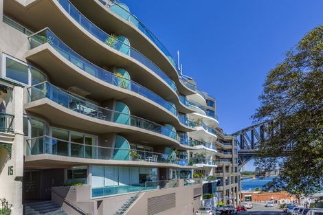Property photo of 8/7 Northcliff Street Milsons Point NSW 2061