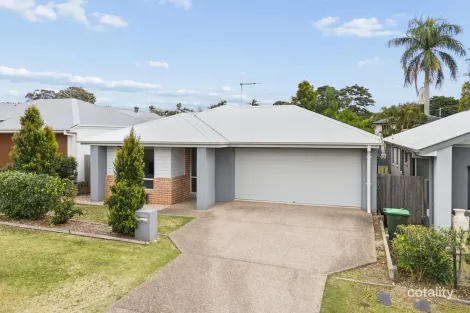 72 Spruce Cct, Hillcrest, QLD 4118
