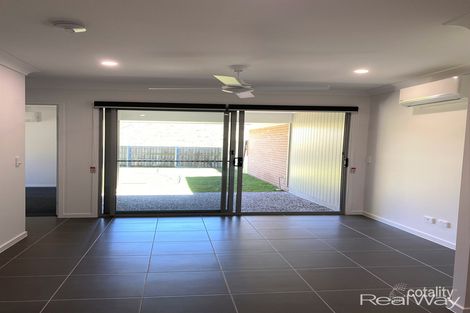 Property photo of 2/16 Constance Court Murrumba Downs QLD 4503