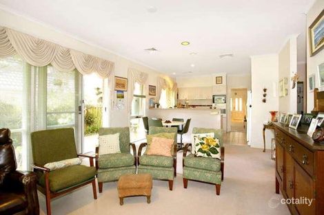 Property photo of 15 Stevens Close Kew VIC 3101