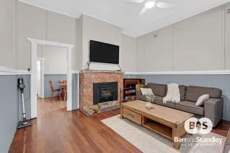 Property photo of 5 Nyamup Road Dingup WA 6258