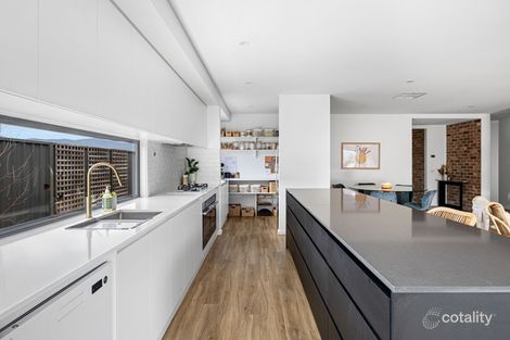 Property photo of 10 Edgar Road Leneva VIC 3691