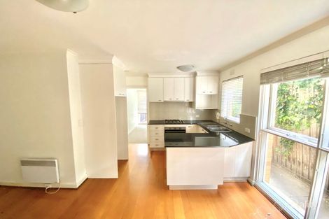 Property photo of 2/3 Avoca Avenue Elwood VIC 3184