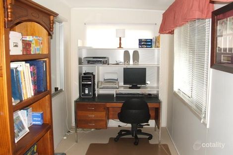 Property photo of 21 Karina Crescent Rasmussen QLD 4815