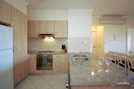 2/17 Colley Tce, Glenelg, SA 5045