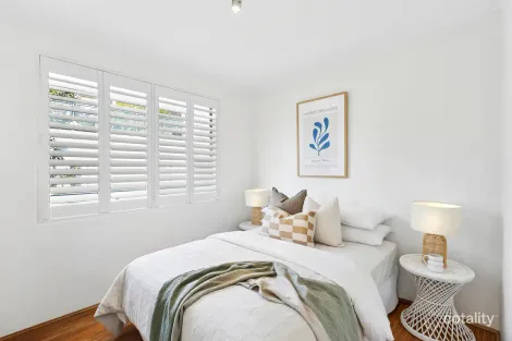Property photo of 4/25 Sturdee Parade Dee Why NSW 2099