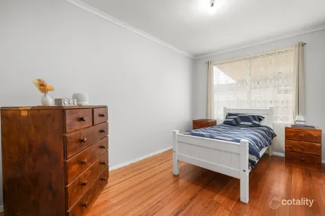 Property photo of 10 Mortlake Avenue Dallas VIC 3047