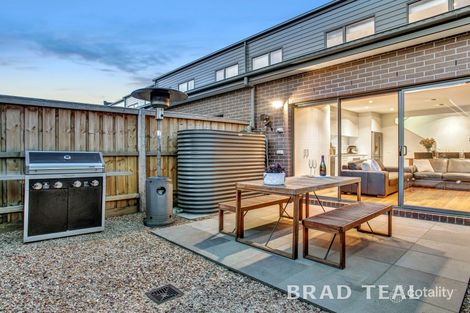 Property photo of 10 Enclave Avenue Ascot Vale VIC 3032