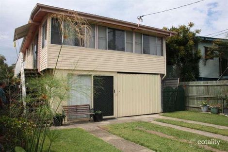 102 Sportsground St, Redcliffe, QLD 4020