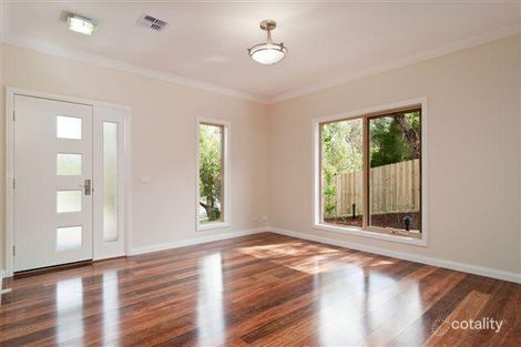 Property photo of 2/185 Lincoln Road Mooroolbark VIC 3138