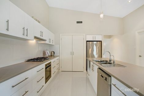 Property photo of 28 Hinchinbrook Close Ashtonfield NSW 2323