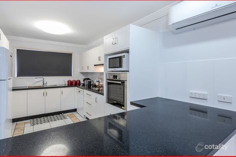 Property photo of 10 Mareeba Court Arana Hills QLD 4054