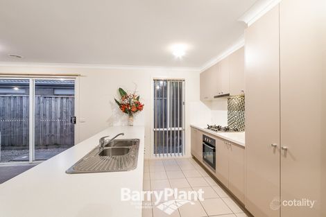 Property photo of 38 Devine Drive Pakenham VIC 3810