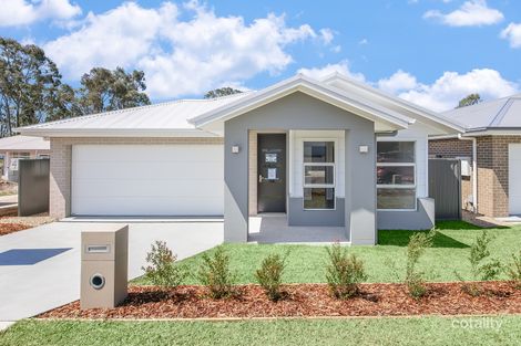 5 Burton Dr, Tahmoor, NSW 2573