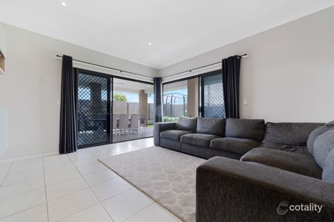 Property photo of 8 Sams Way Marsden QLD 4132