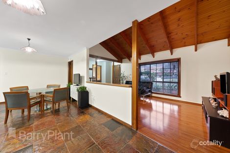 Property photo of 35 Kingdom Avenue Kings Park VIC 3021